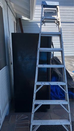 Werner 6 ft. Fiberglass Step Ladder