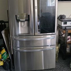 LG French Door Refrigerator 