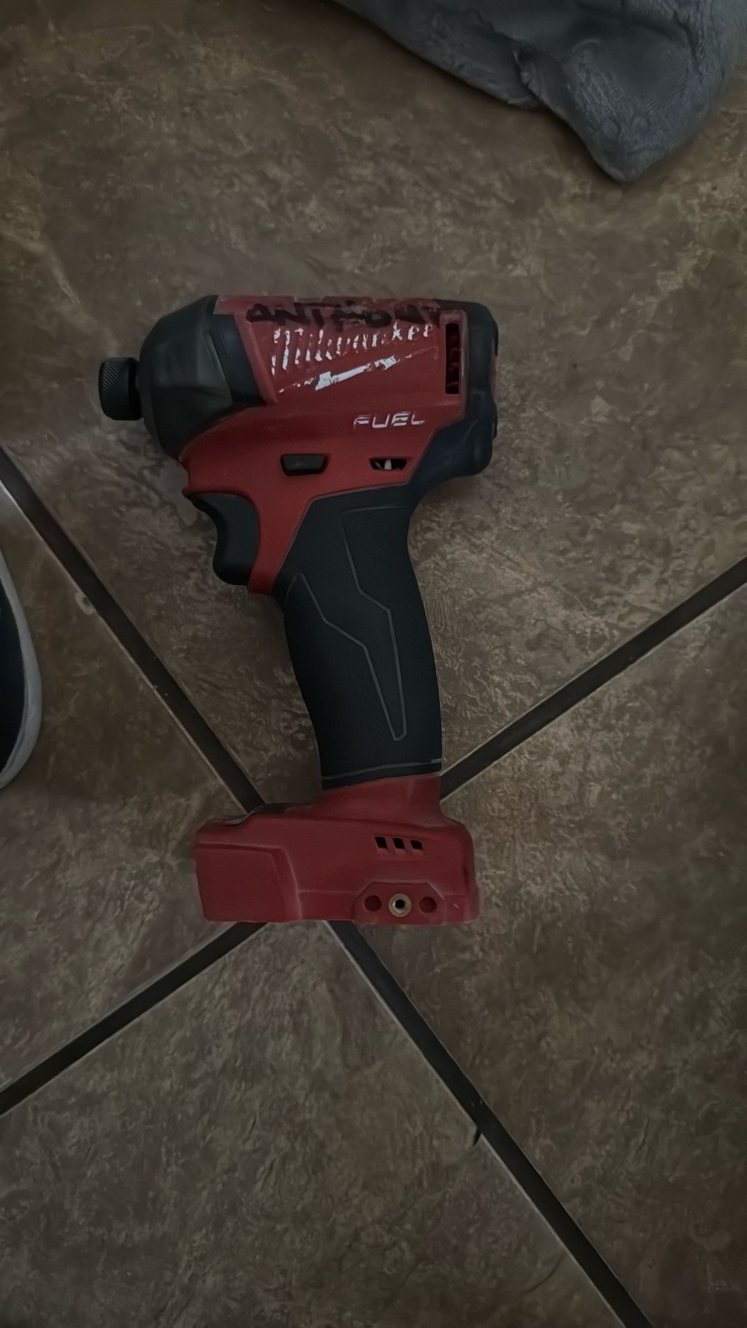 18v Milwaukee Impact Drill