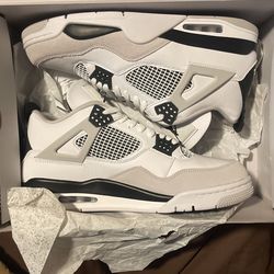 DS Size 13 Military Black 4s