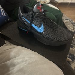 Size 12 Kobe Dark Knights