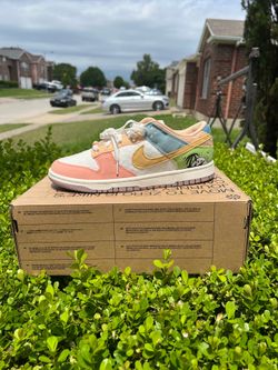 Nike dunk sun club size 8.5 men’s