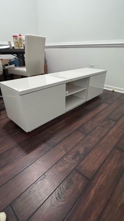 White Gloss TV Stand Media Console, IKEA USED