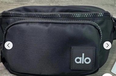 Alo crossbody bag