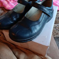 Ecco Size 8 Blue Leather Mary Jane Shoes
