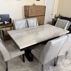 Dinning Table Set