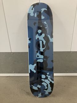 SUPREME CAMO SKATEBOARD
