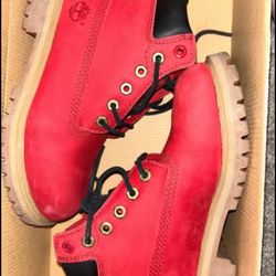 Kid Timberlands Size 2.5y 