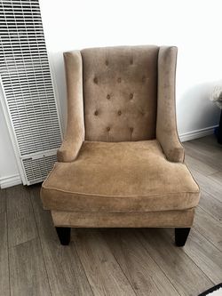 Living Room Chair (Living Spaces)