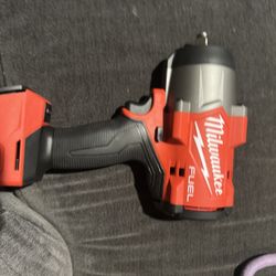New Milwaukee 1/2 Impact High Torque Gun (tool Only)