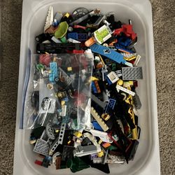 Random Lego Pieces