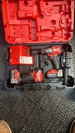 Milwaukee M18 FUEL Drill & Impact Driver Combo Kit