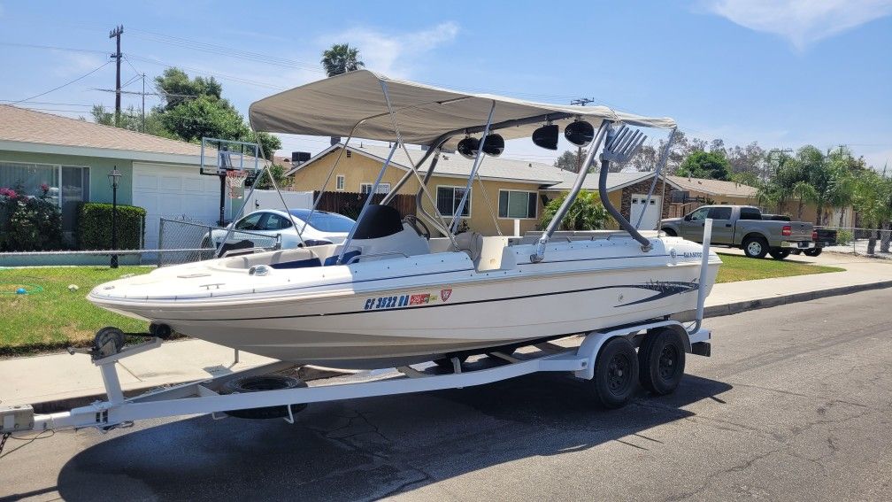 2003 GLASTRON SX 205 Ski and Fish