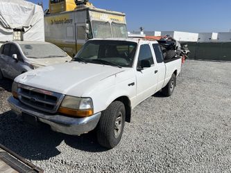 00” Ford Ranger For Parts 