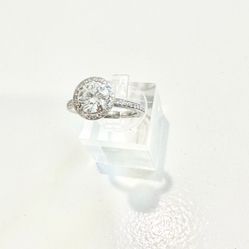 1.1ct Real Round Diamond Engagement Ring