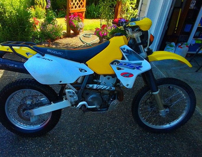 2000 Suzuki DRZ400 Street Legal E Dirt Bike Variant