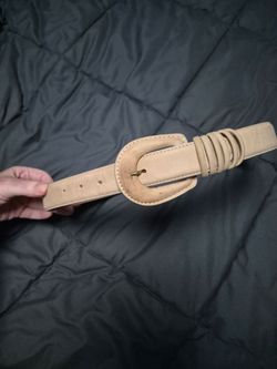 Beige suede belt