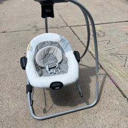 Graco Baby Swing and Bouncer 