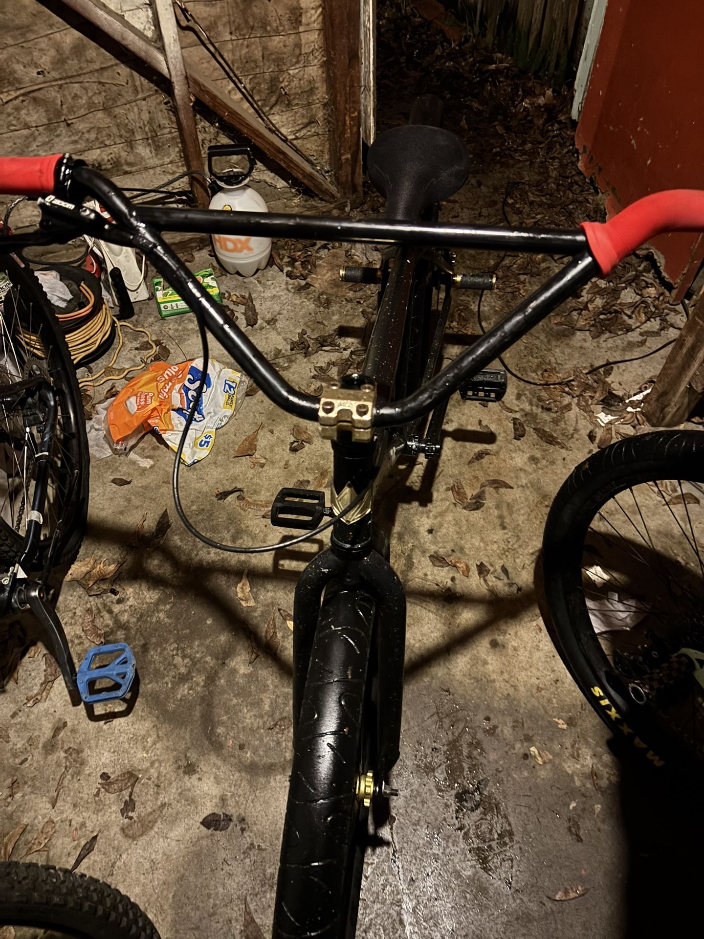 29 inch throne trades