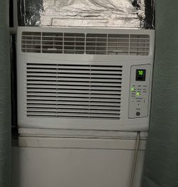 Window AC Unit