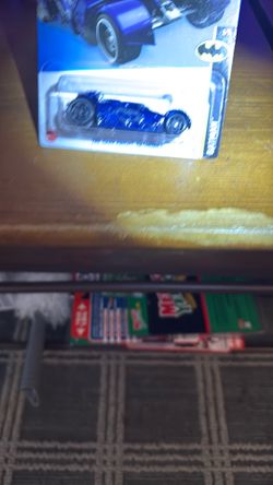 2022 Hot Wheels ~ Treasure Hunt ~ The Dark Knight Batmobile ~ Blue ~ #7/250