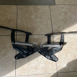 70-72 Monte Carlo Hood Hinges 