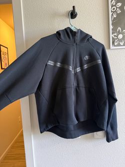 Brand new Nike tech women’s large