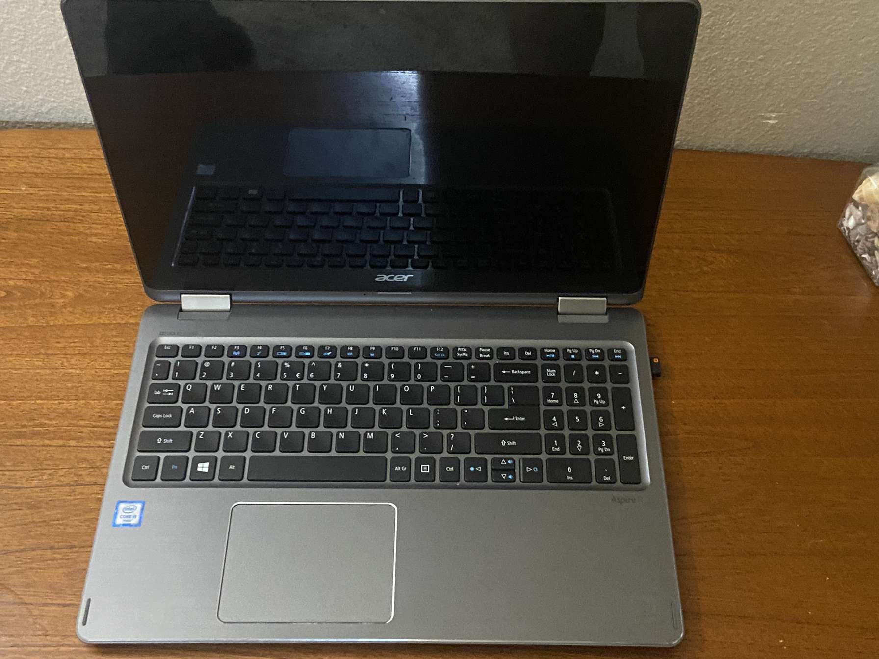 Acer 2-in-1 Laptop/tablet