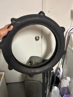 Sand paddle tire