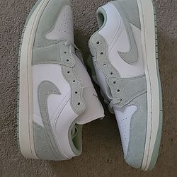Air Jordan Retro 1 Low Set "Seafoam" Size 13 Men