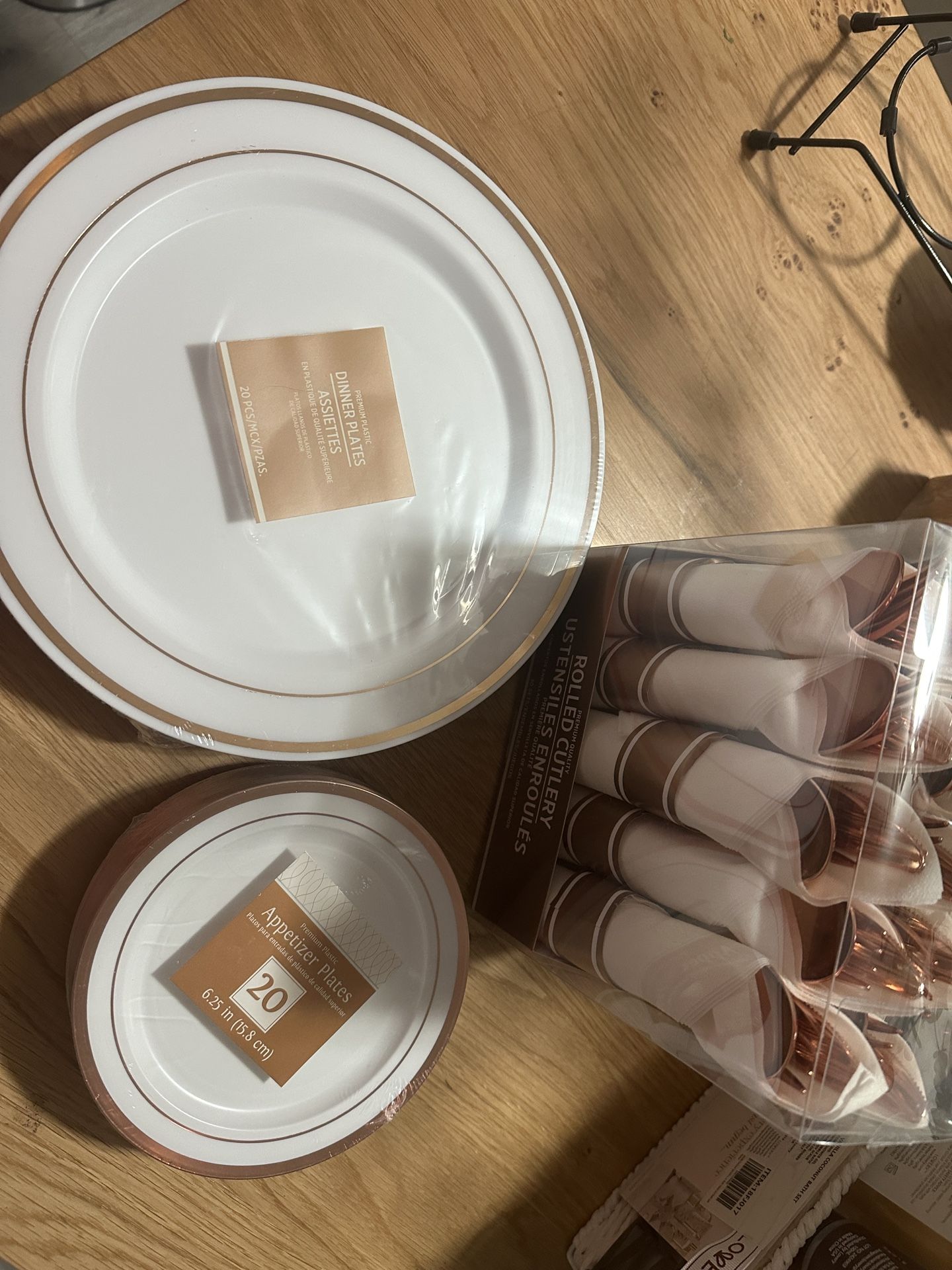 Rose Gold Plastic Plates And Cutlery