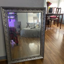 Wall mirror 