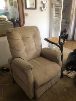 Assist stand Chair