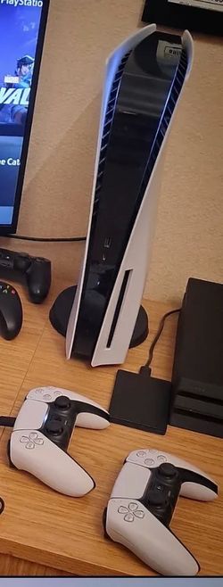 Ps5 disc/2 controllers