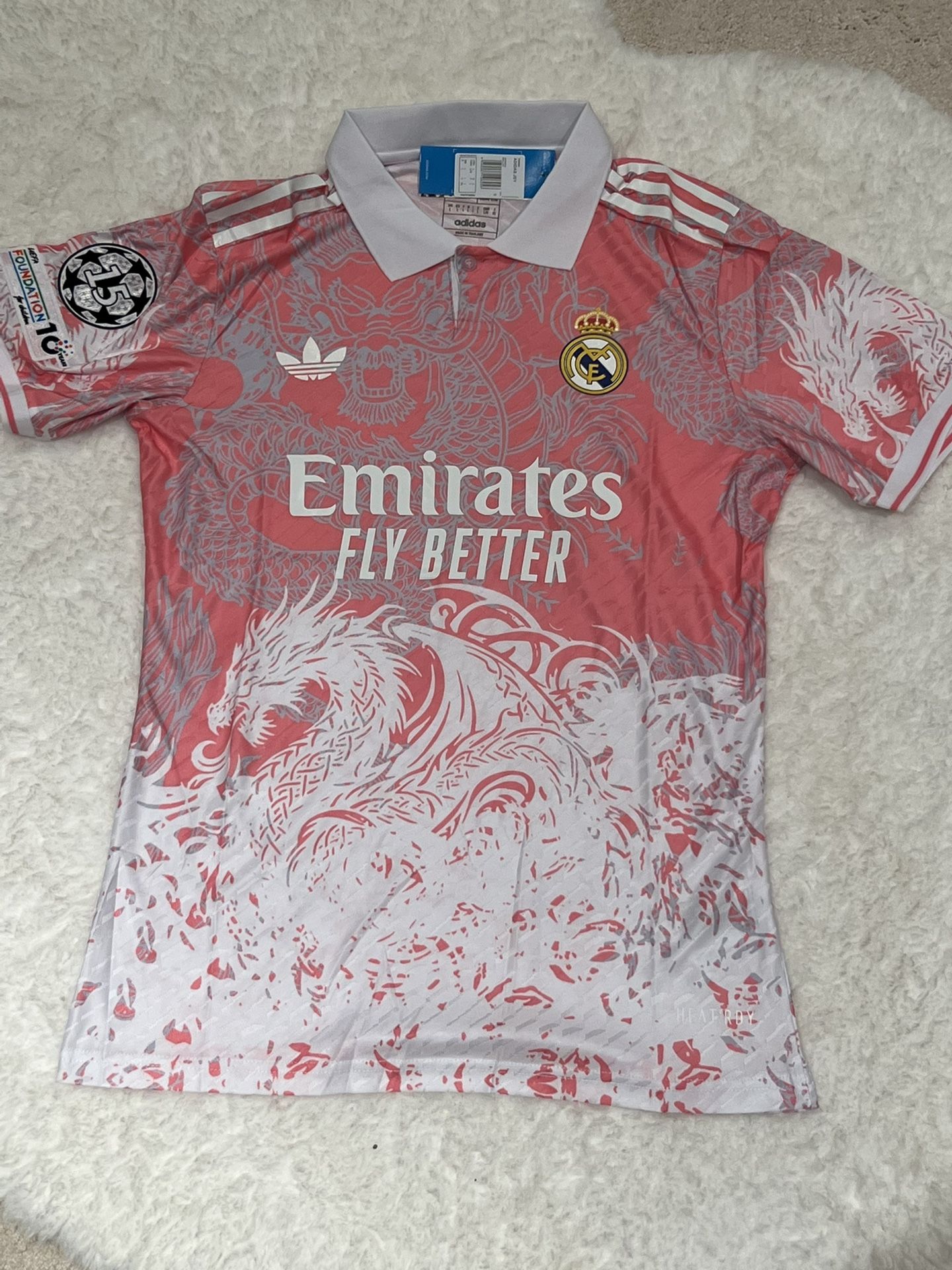 25/26 Pink Real Madrid Jersey 