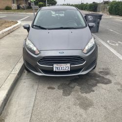 2014 Ford Fiesta