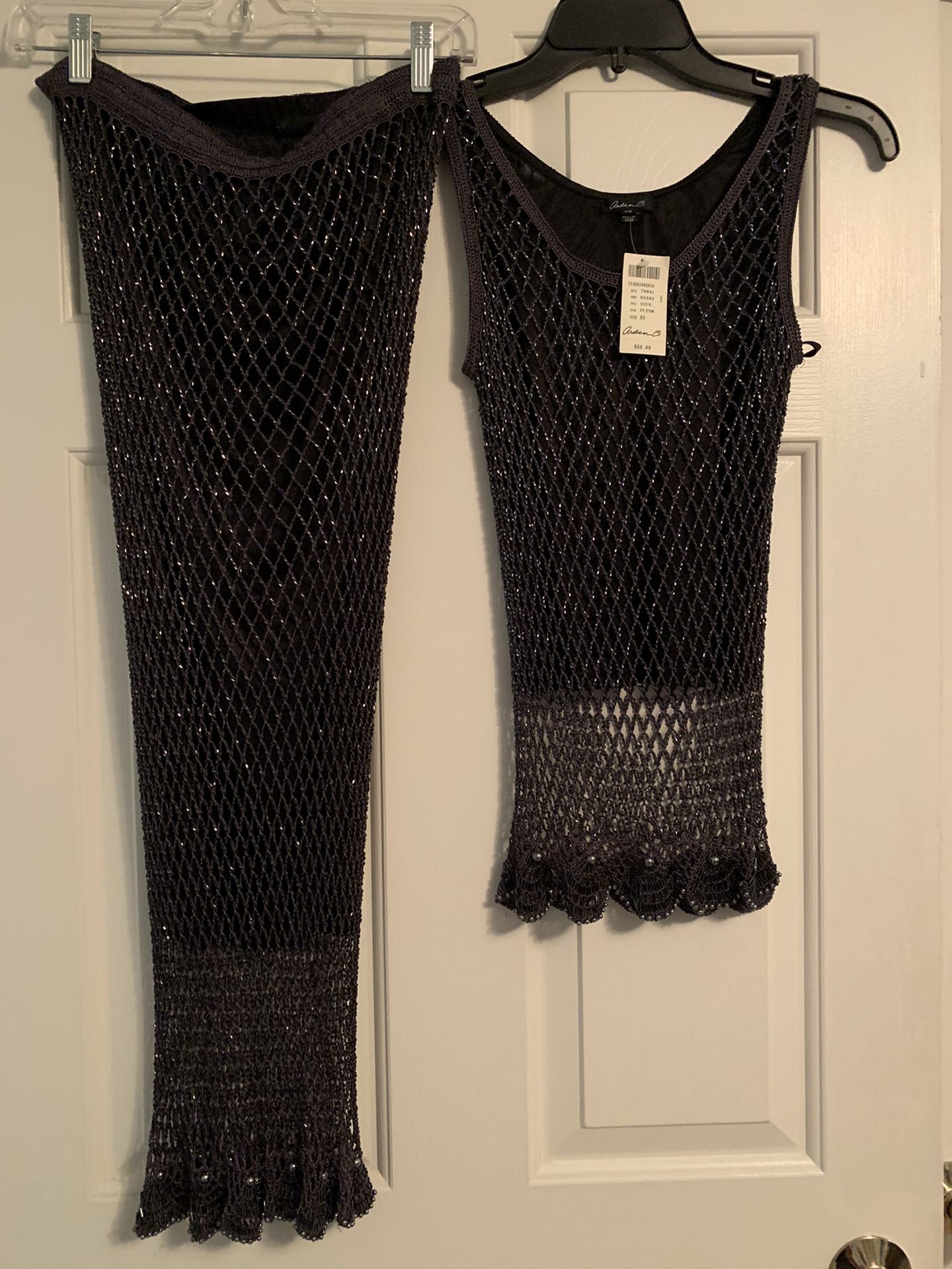 2 Piece Arden B Matching Top And Shirt Platinum Color