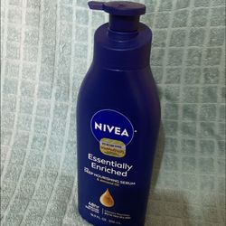 Nivea Essentially Enriched