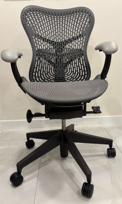 Herman Miller Mirra 2 Ergonomic Office Chair | Fully Adjustable | Excellent Condition