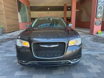 2019 Chrysler 300