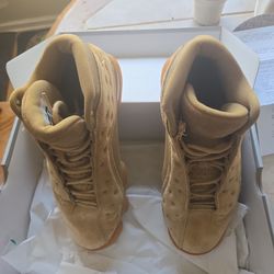 Jordan's w sise 8. 60.00