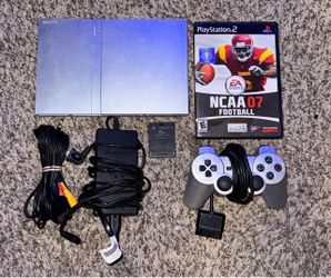 SILVER SONY PLAYSTATION 2 PS2 CONSOLE WITH VIDEO GAME & CONTROLLER