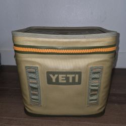 YETI Hopper Flip 12 Can Portable Cooler, Field Tan / Blaze Orange