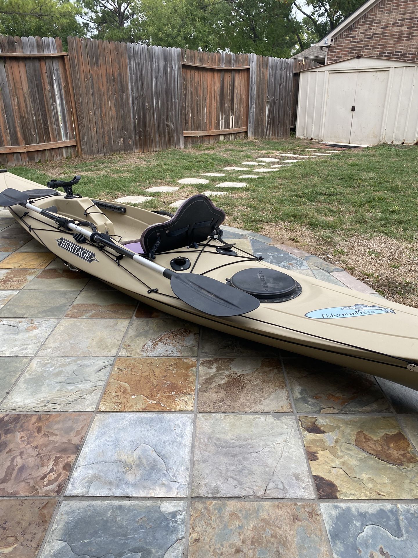 Fisherman Pro 14, Heritage Kayak With Lights