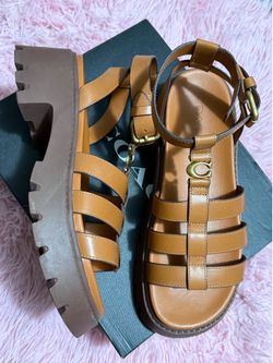 Sandalias coach size 9.5