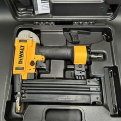 DEWALT 18-Gauge Pneumatic Brad Nailer