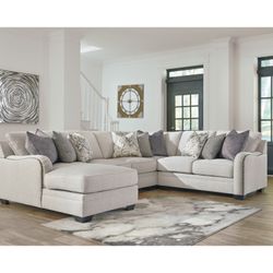 Dellara Chalk Sectional 
