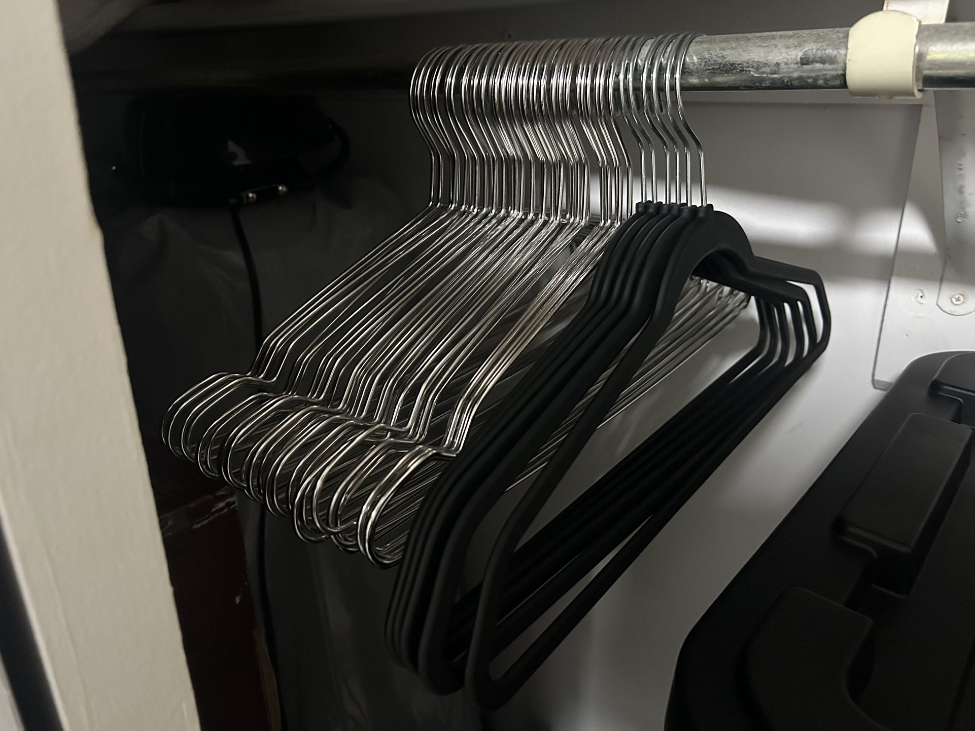 40 Nice Stainless steel hangers And 6 Suit hangers