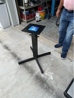 Rockless Table Bases & Wooden Oval Tabletops