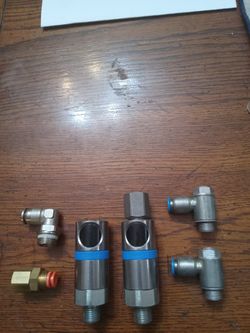 Staubli Safety Release Air Coupling And Some Extra Fittings 